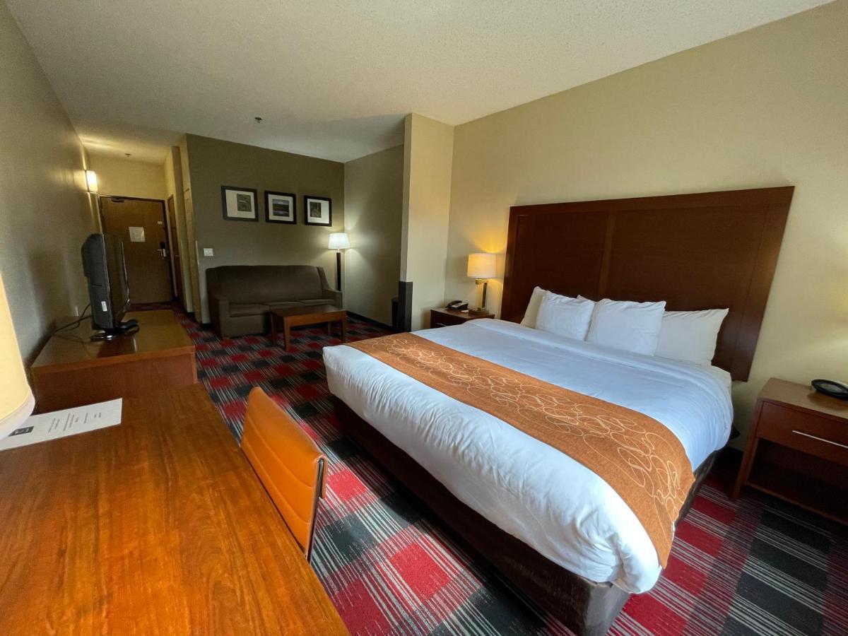 Comfort Suites Near Vancouver Mall Buitenkant foto