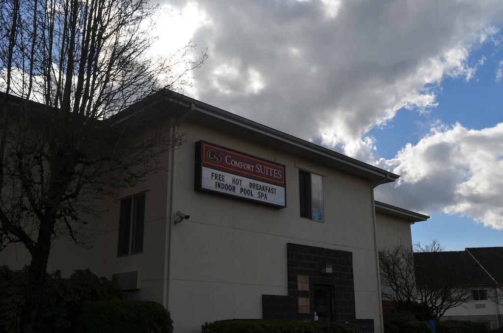 Comfort Suites Near Vancouver Mall Buitenkant foto