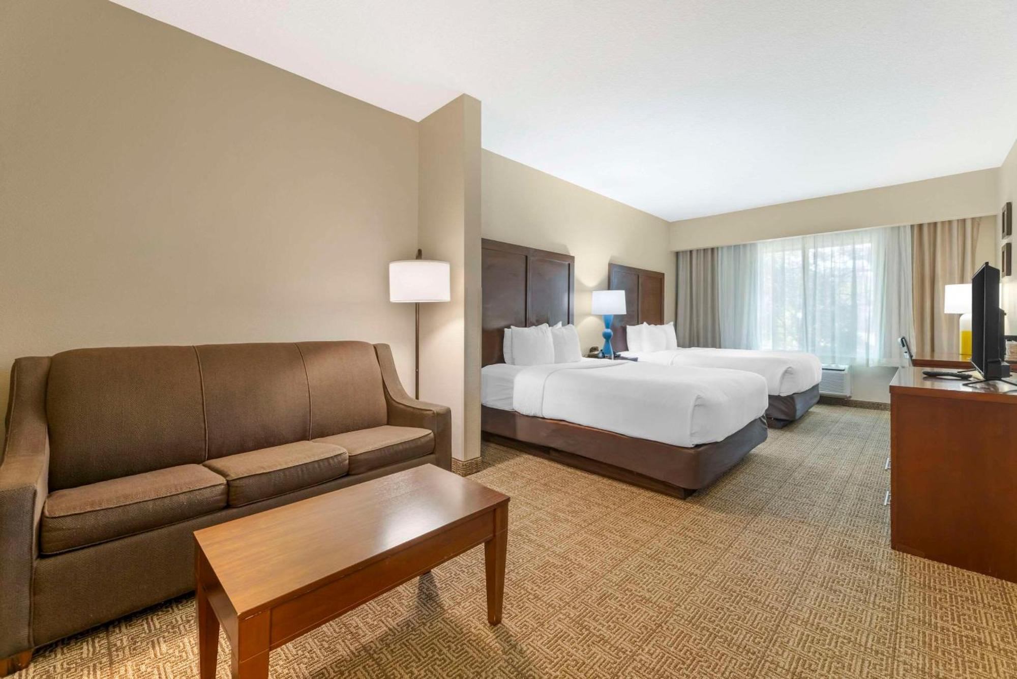 Comfort Suites Near Vancouver Mall Buitenkant foto