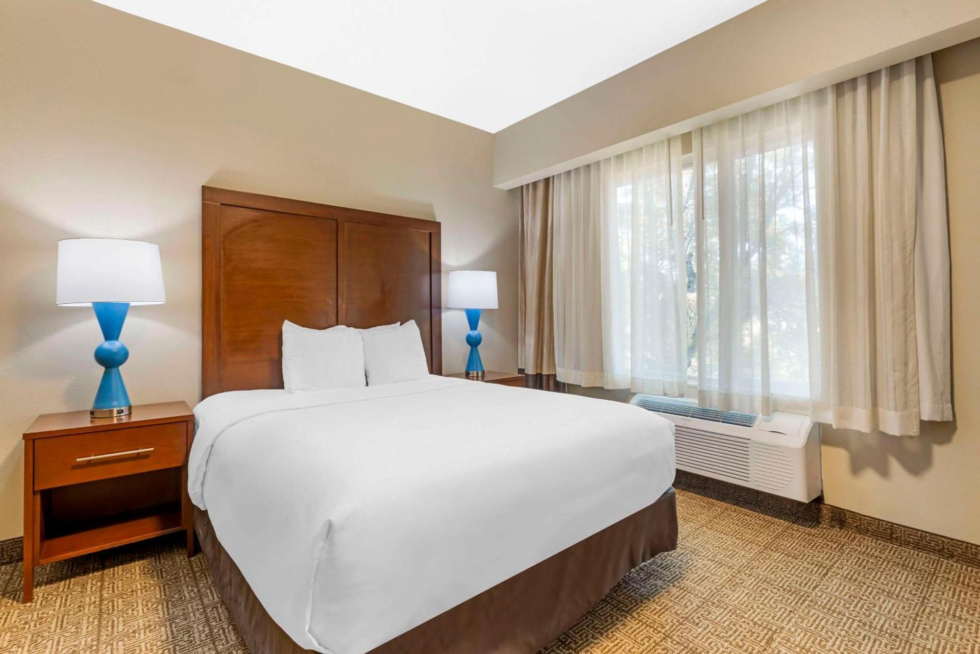 Comfort Suites Near Vancouver Mall Buitenkant foto