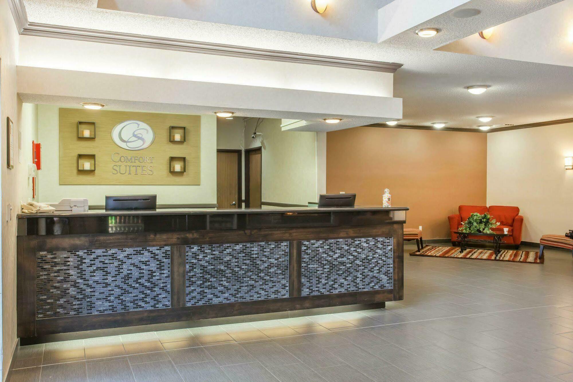 Comfort Suites Near Vancouver Mall Buitenkant foto
